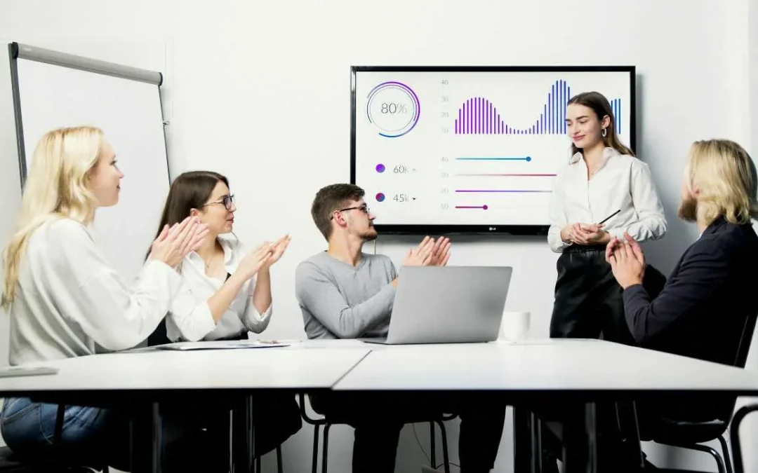 15 Proven Ways to Develop Public Speaking Skills
